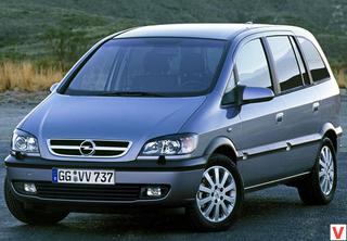 Opel Zafira 2004 anno